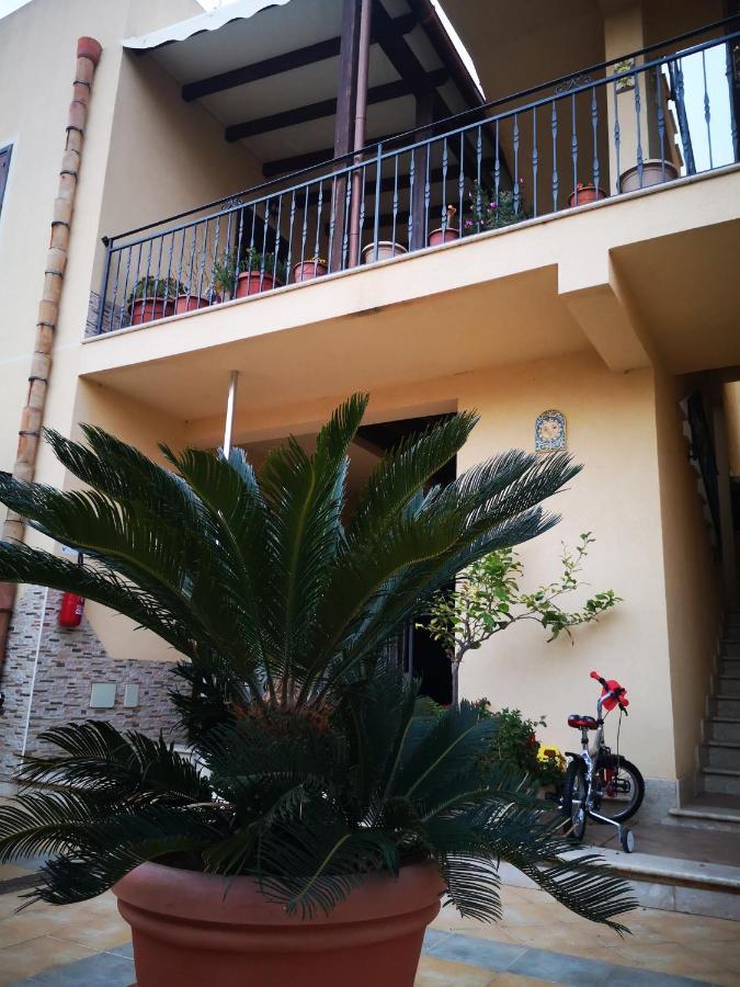 Casa Vacanza Da Samuele San Vito Lo Capo Bagian luar foto